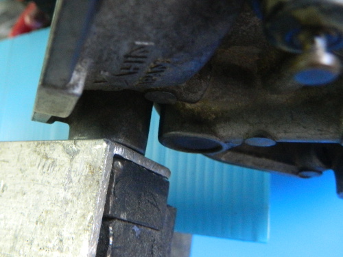 staking throttle butterfly screws